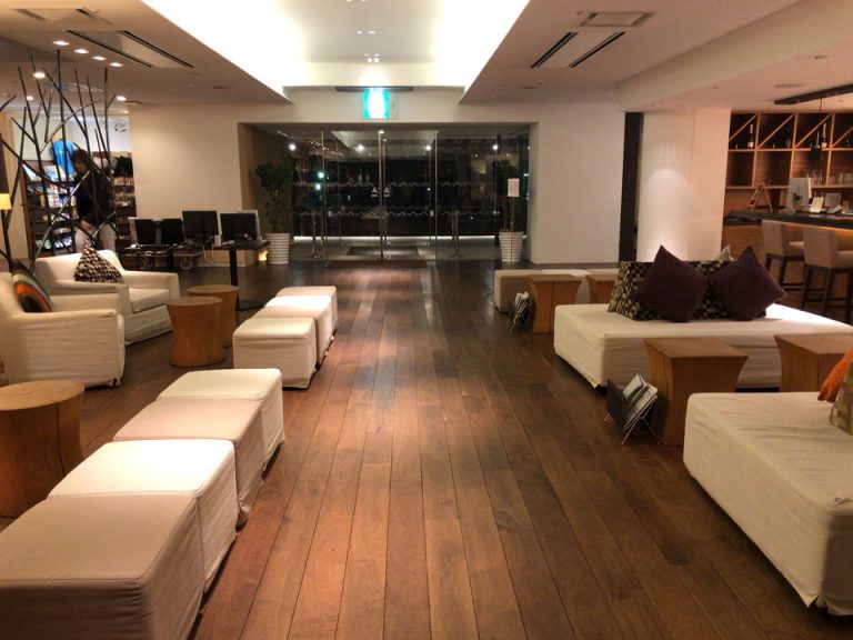 エントランス内観2