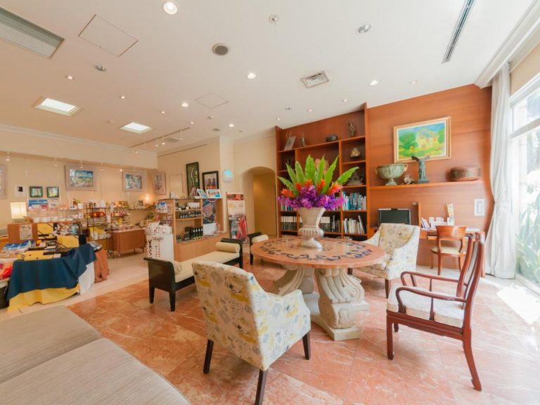 263684_16010809210038958297