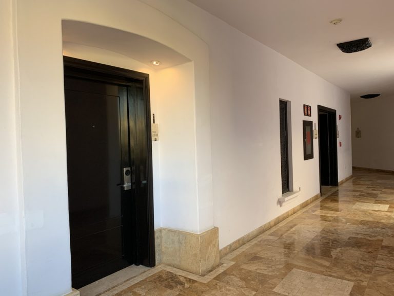 カボアズール客室ドア 外