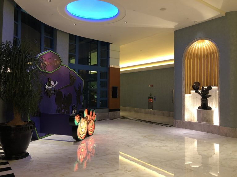 ホテル内にはあちこちに撮影スポットがあります。