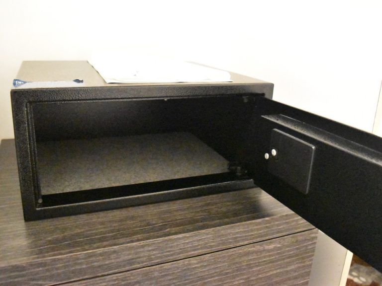 セーフティーボックス開けた状態