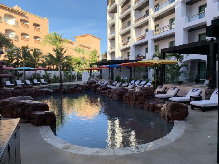 子供用のプール(1)