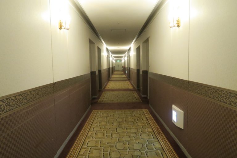客室階廊下