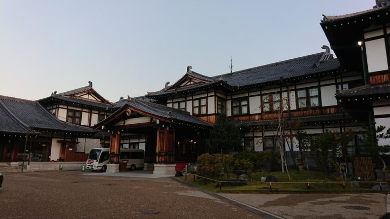 ホテル 建物1