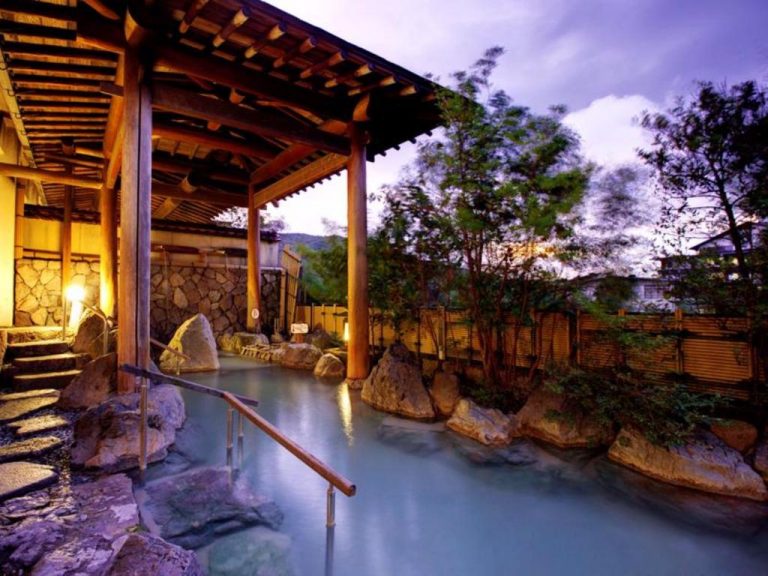 487145_16121215260049616152