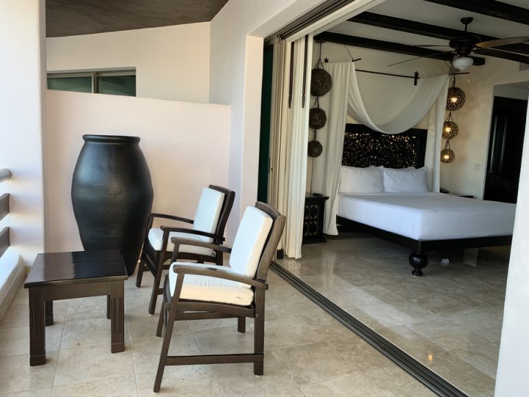 客室 ベッドルーム側のバルコニー