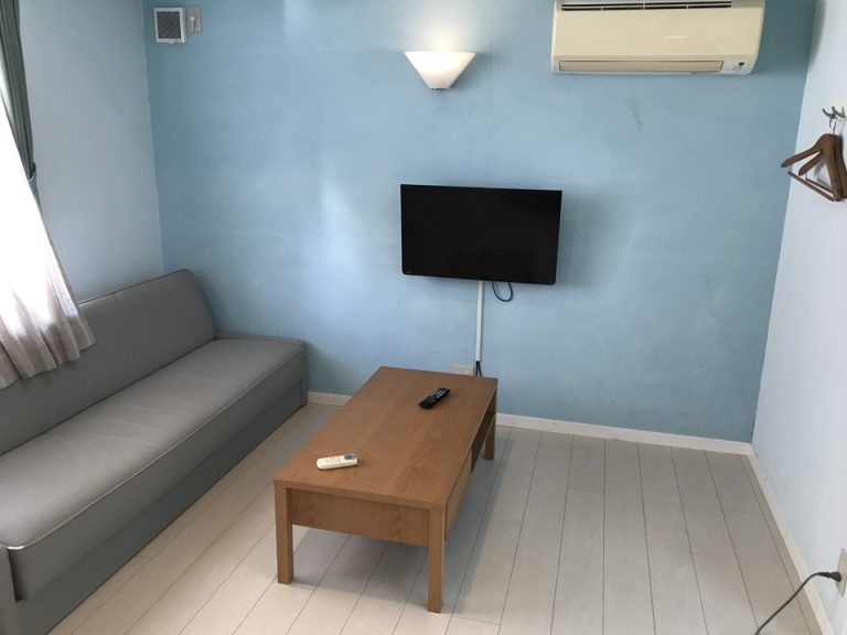 テレビ側