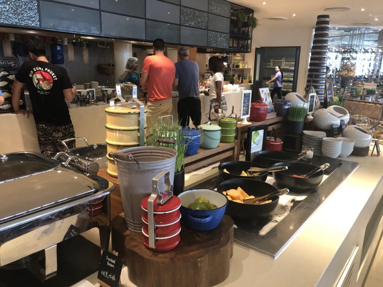 中のバイキングゾーンはこんな感じ