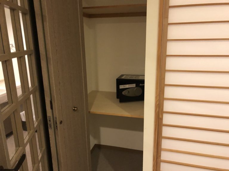 クローゼット開けた状態