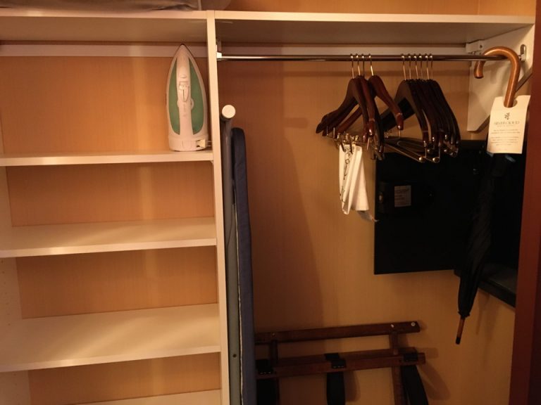 クローゼット開けた状態