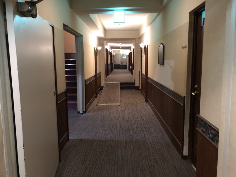 客室階廊下全体