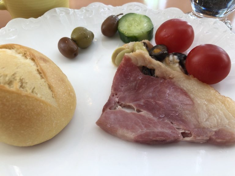 スープパン 厚切りハム オリーブ