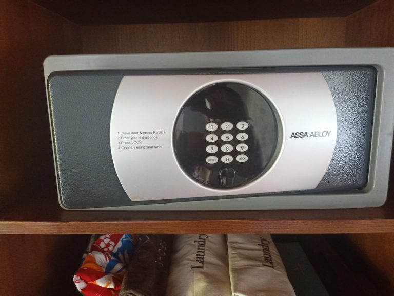 セーフティーボックス(閉じる)