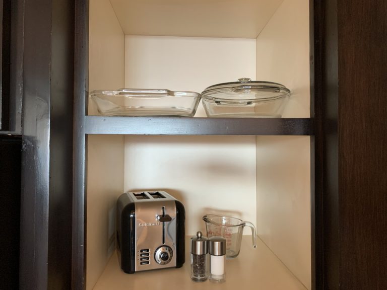 客室 キッチン用具1