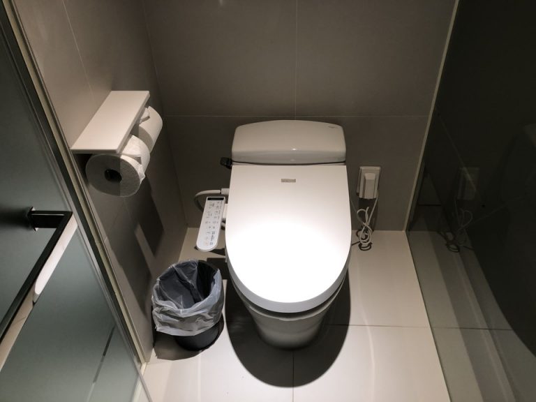 ウォシュレット機能付き 韓国のメーカー