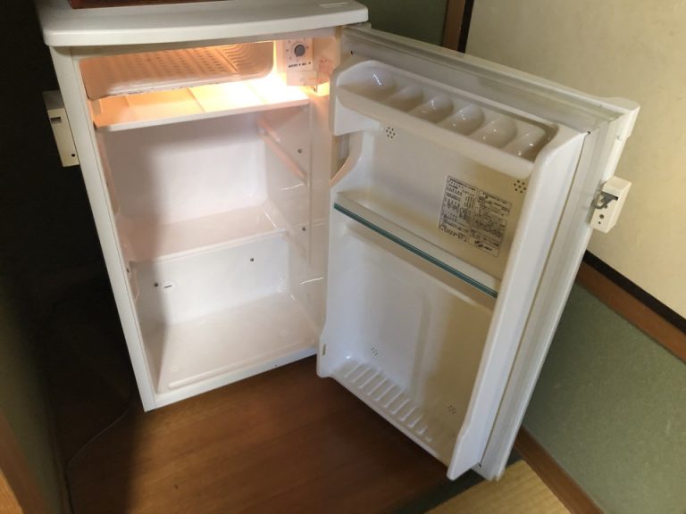 冷蔵庫(開けた状態)