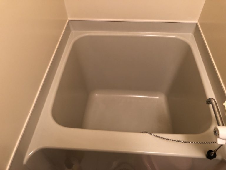 バスタブ