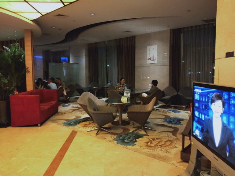 フロント階ロビー 自由に使える