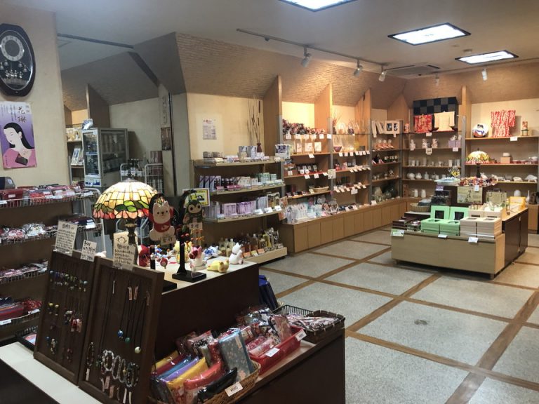 ホテル内ショップ(内観)