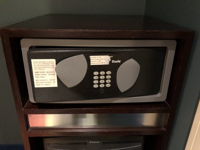 セーフティボックス(閉じた状態)