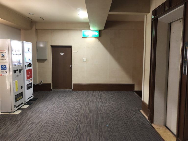 エレベーターホール(客室階)