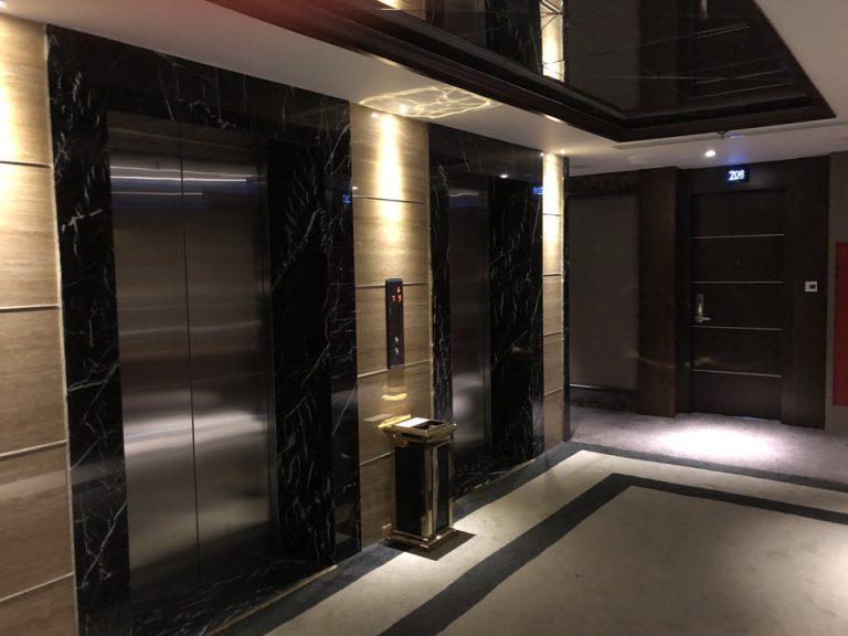 エレベーターホール客室階