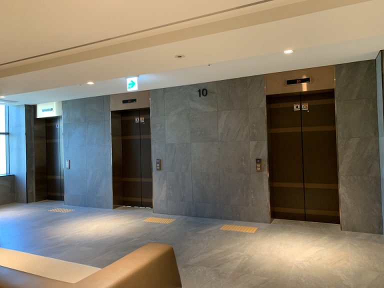 エレベーターホール客室階