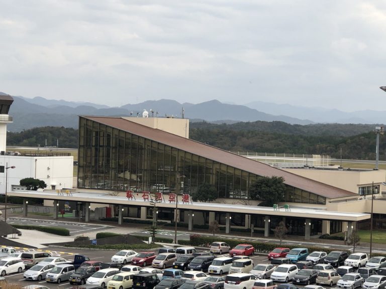萩・石見空港 益田駅からバスで10分