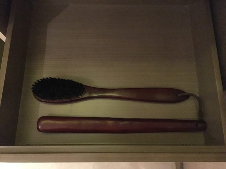 ブラシ、靴滑り