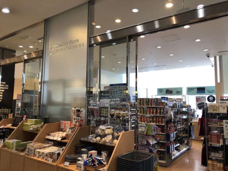 1F コンビニエンスショツプ(5)