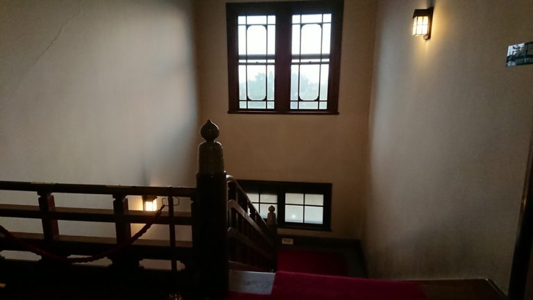 客室階廊下全体 階段