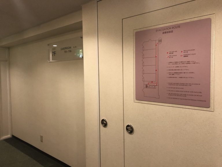 EVホール客室階2