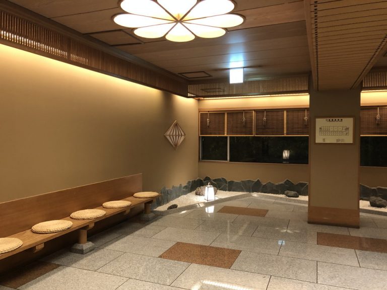 EVホール客室階2