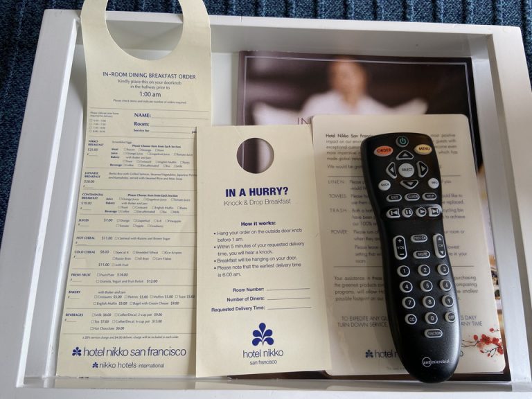 ベッド上 リモコン 説明書