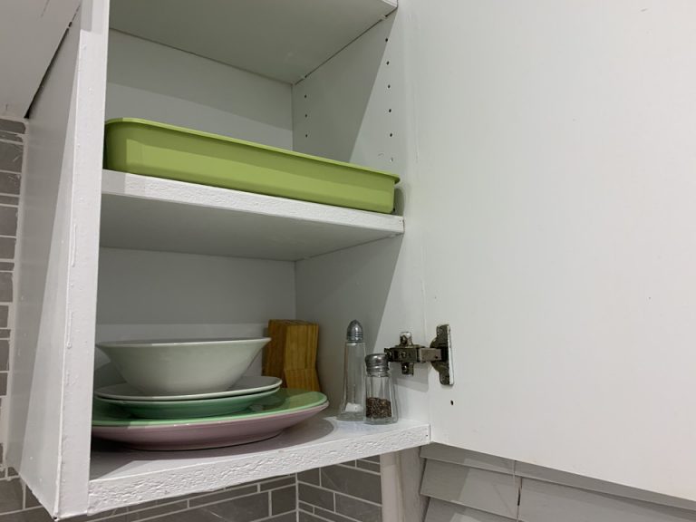 キッチン。キッチン器具も十分に用意されています。(1)