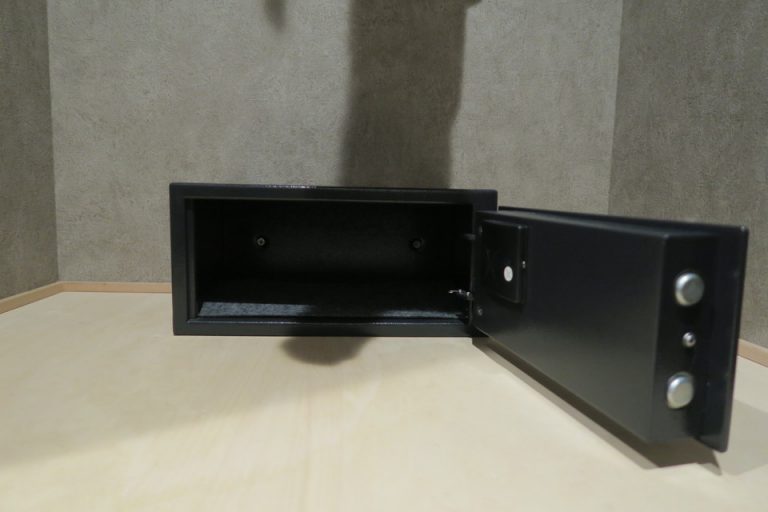 セーフティーボックス開けた状態