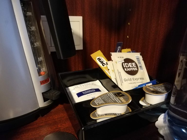 ミニバー・カフェコーナー2