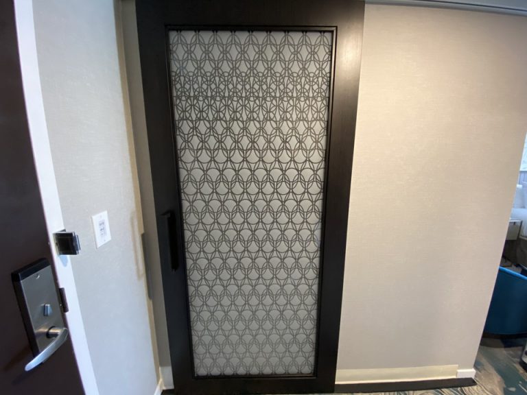 入口からシャワールーム入り口