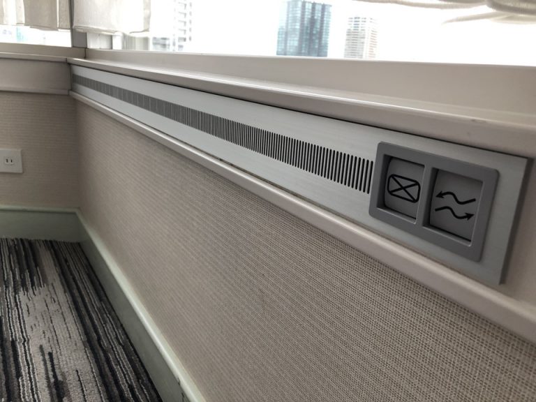 外気取り入れ設備でしょうか