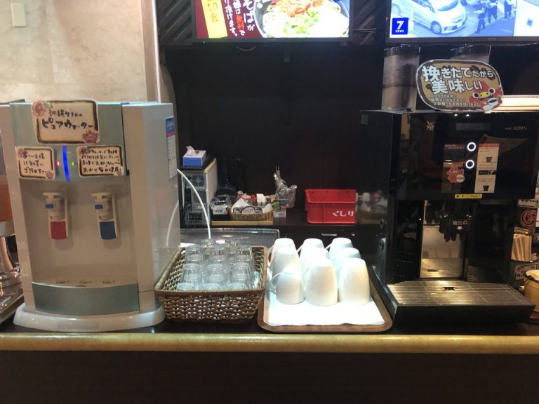 ラウンジフリードリンク②