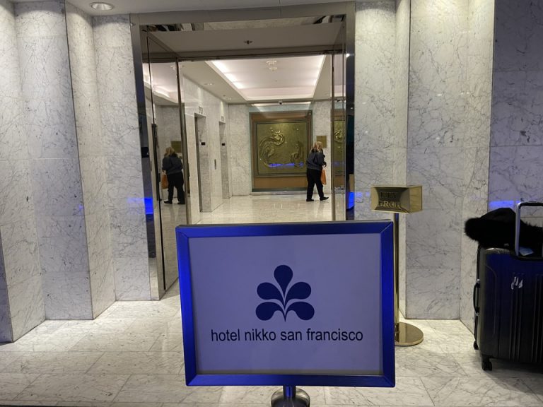 エレベーターホール