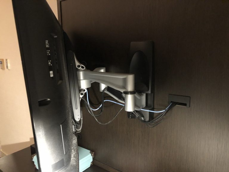 TVは角度変更可能(1)