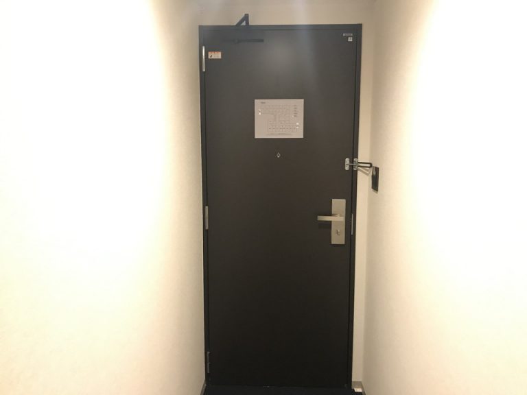 入口ドア