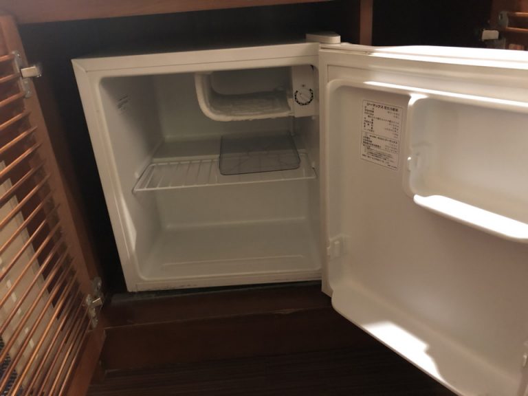 冷蔵庫(開けた状態)