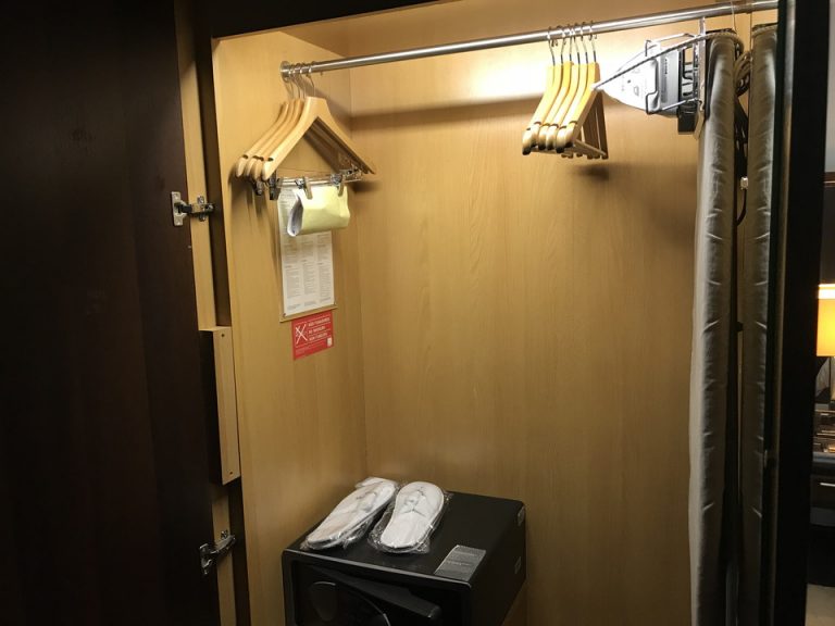 クローゼット中