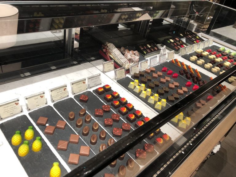 1F THE SHOP チョコレート