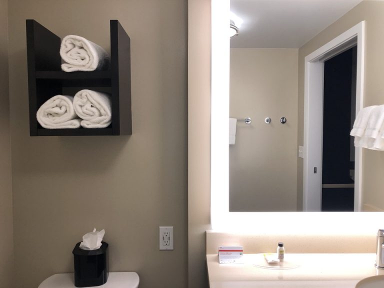 1人で泊まりましたがタオルは3枚備え付けてありました