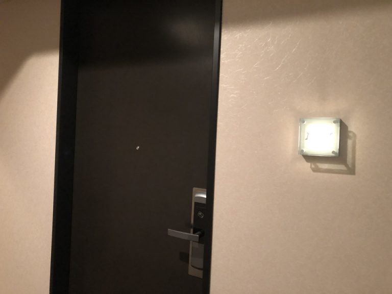 ドア外観