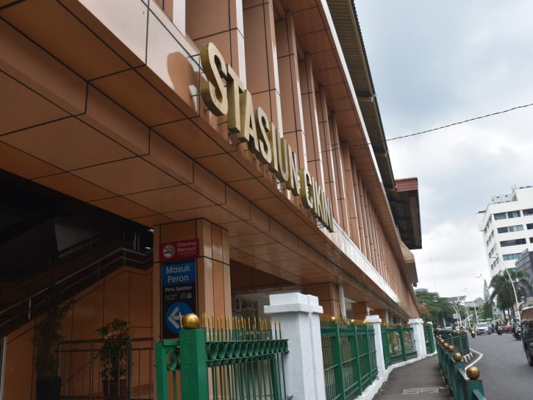 近隣施設Cikini駅