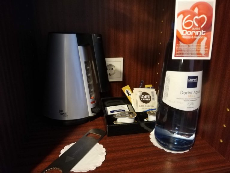 ミニバー・カフェコーナー1